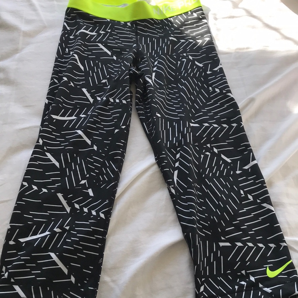 NIKE LEGGINGS
